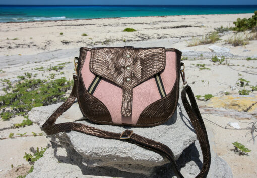 Sewing Pattern for Crossbody Bag with Lid, Front Zippers and Back Pocket  - Downloadable Pdf Pattern - "Flora Burn" - Image 2